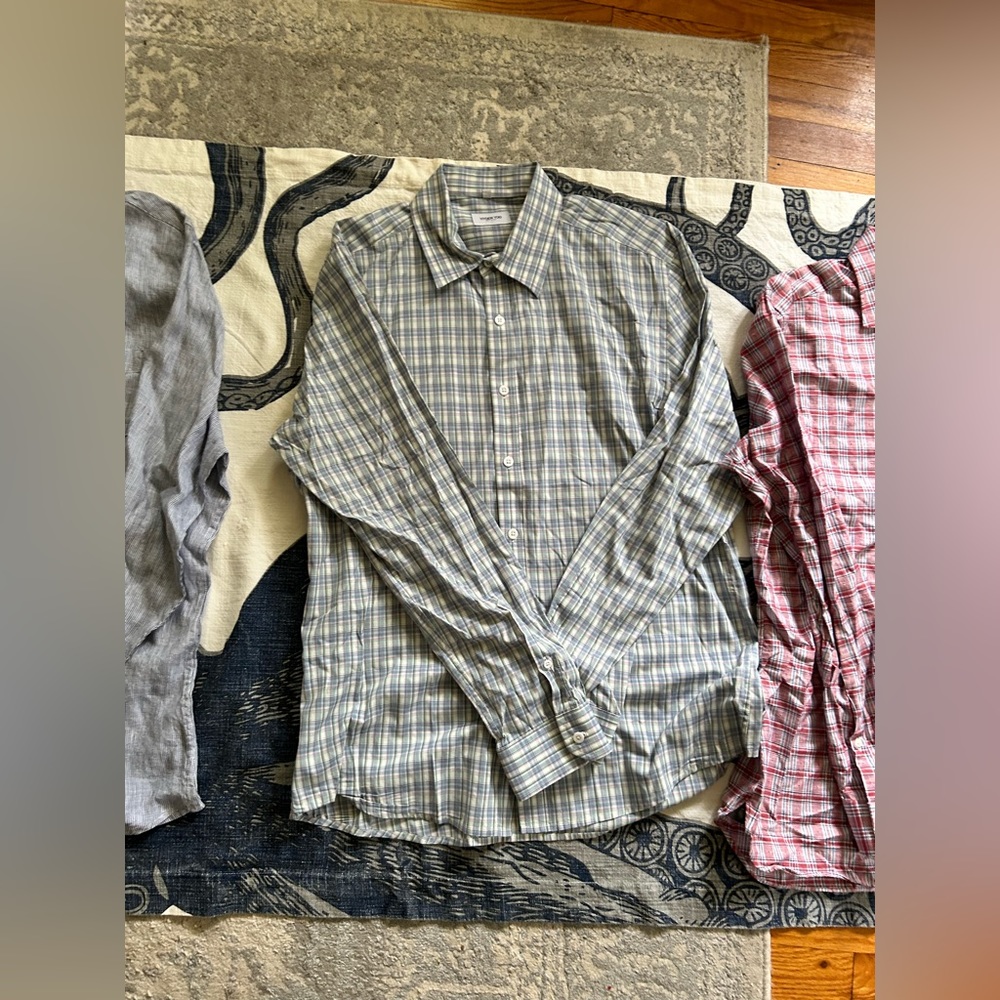 Men’s button shirts  👔 Size Large - Picture 3 of 4